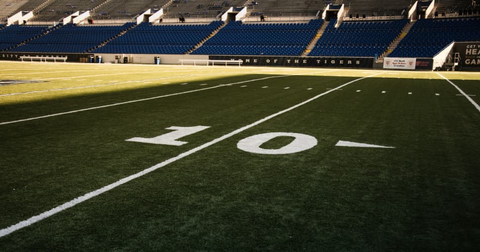 NFL Betting Handle Set For Record $32.3 Billion